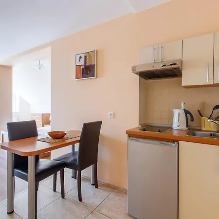 Prie Fontano パランガ