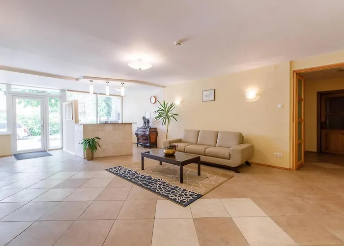 Prie Fontano מלון